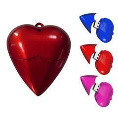 Clé USB en plastique en forme de cœur Phoenix